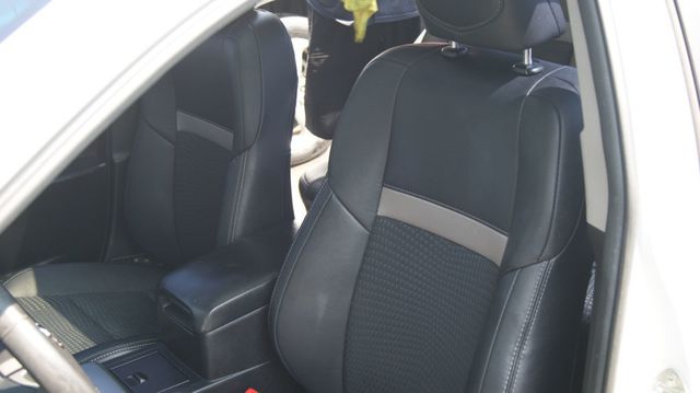 2014 Toyota Camry 3 MONTH WARRANTY , JUST SERVICED , VERY CLEAN INSIDE AND OUT  - 23063502 - 23