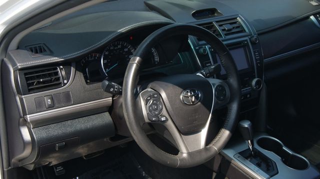 2014 Toyota Camry 3 MONTH WARRANTY , JUST SERVICED , VERY CLEAN INSIDE AND OUT  - 23063502 - 24