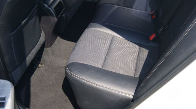 2014 Toyota Camry 3 MONTH WARRANTY , JUST SERVICED , VERY CLEAN INSIDE AND OUT  - 23063502 - 26