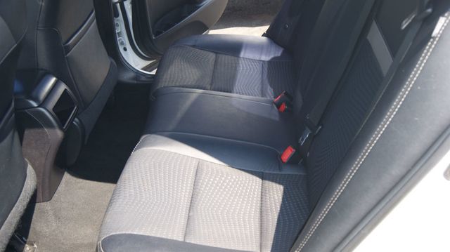 2014 Toyota Camry 3 MONTH WARRANTY , JUST SERVICED , VERY CLEAN INSIDE AND OUT  - 23063502 - 27