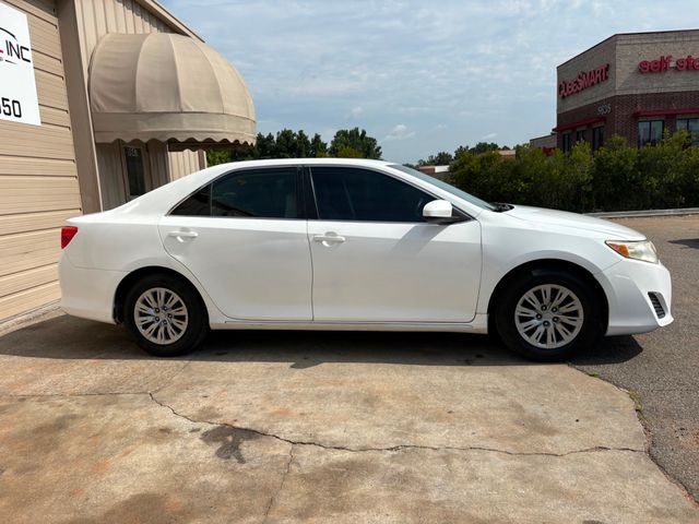 2014 Toyota Camry 4dr Sedan I4 Automatic LE - 23041846 - 3