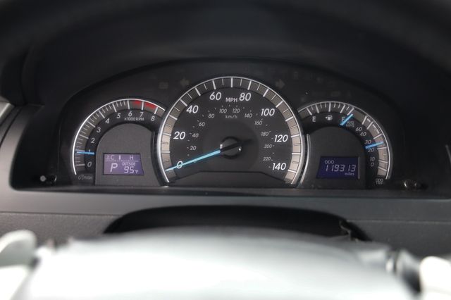 2014 Toyota Camry 4dr Sedan I4 Automatic SE - 23050020 - 29