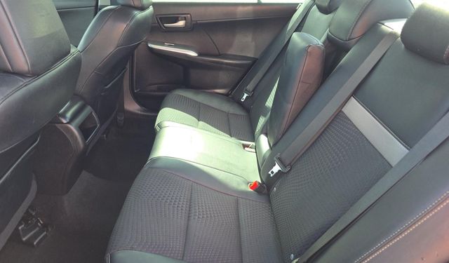 2014 Toyota Camry 4dr Sedan I4 Automatic SE - 23050020 - 4