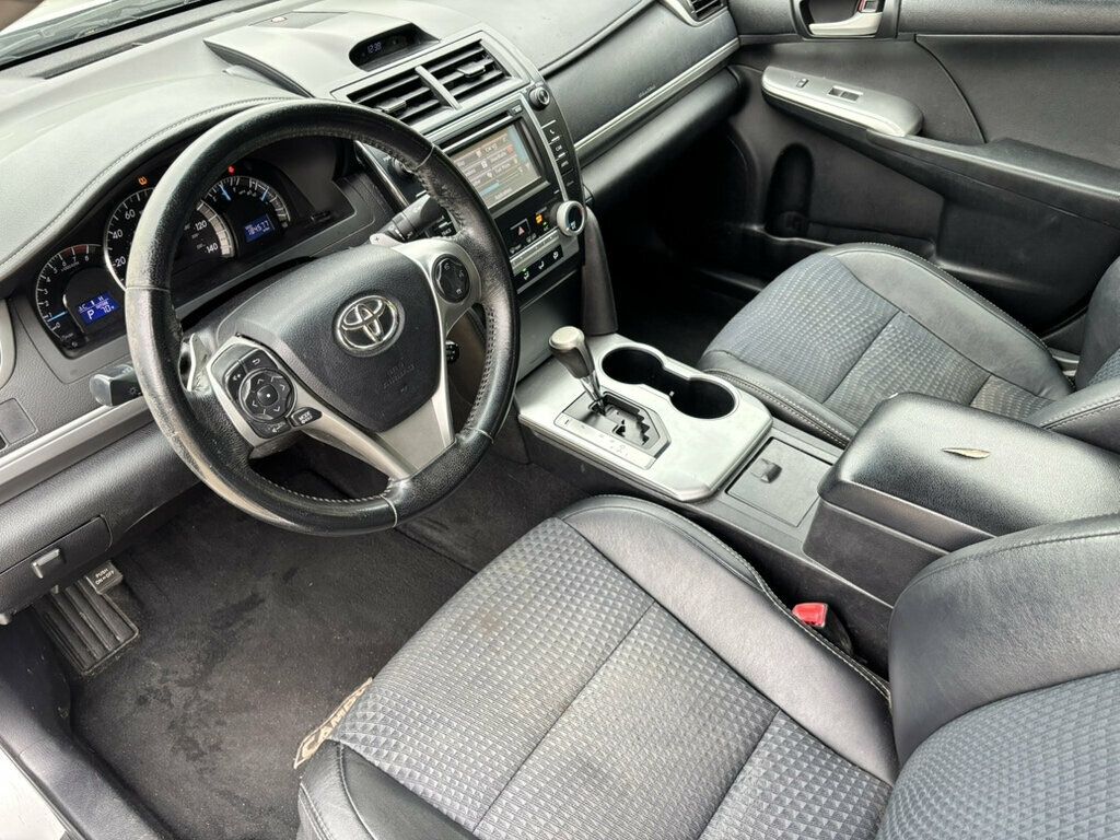 2014 Toyota Camry 4dr Sedan I4 Automatic SE Sport - 23085429 - 9