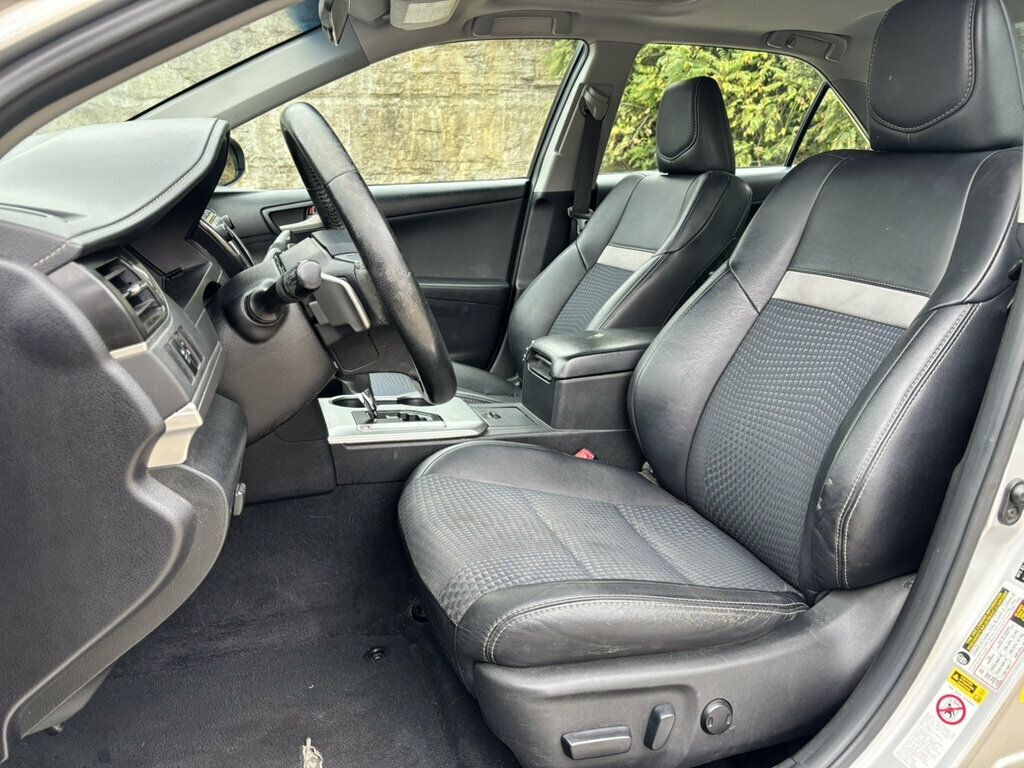 2014 Toyota Camry 4dr Sedan I4 Automatic SE Sport - 23085429 - 10