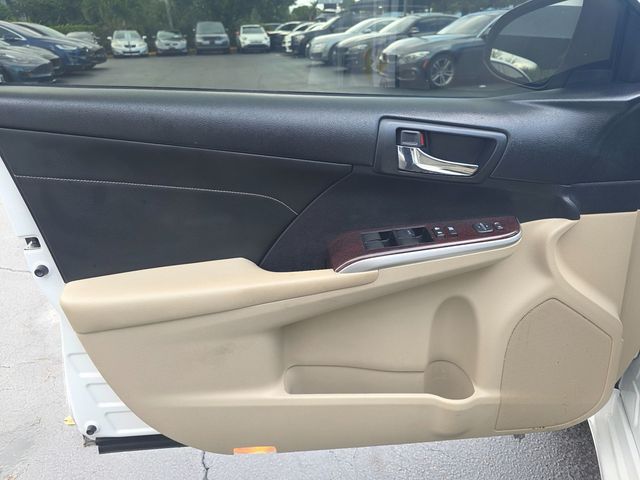 2014 Toyota Camry 4dr Sedan V6 Automatic XLE - 23079885 - 11