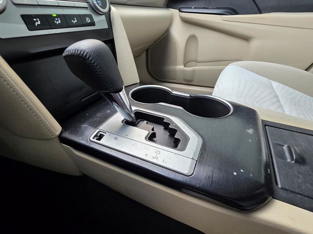 2014 Toyota Camry L - 23018943 - 15