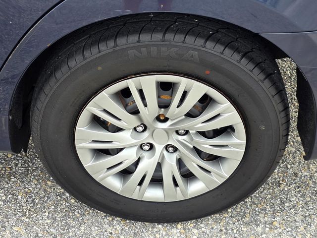 2014 Toyota Camry L - 23018943 - 27