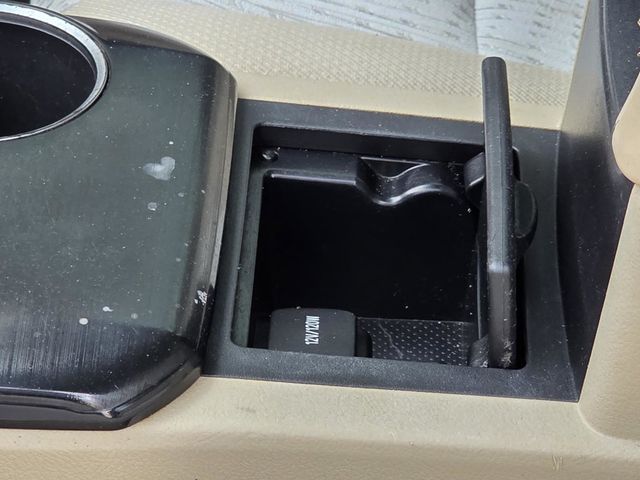 2014 Toyota Camry L - 23018943 - 6