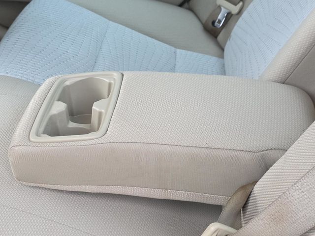 2014 Toyota Camry L - 23018943 - 8