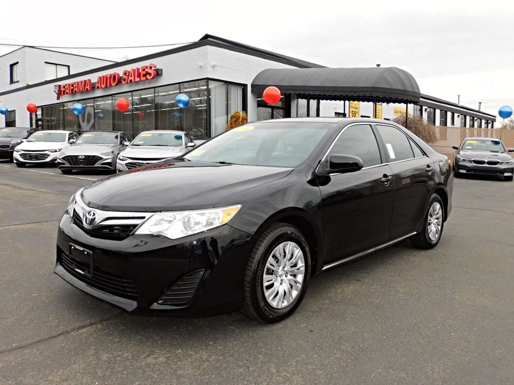 2014 Toyota Camry LE - 22324953 - 1