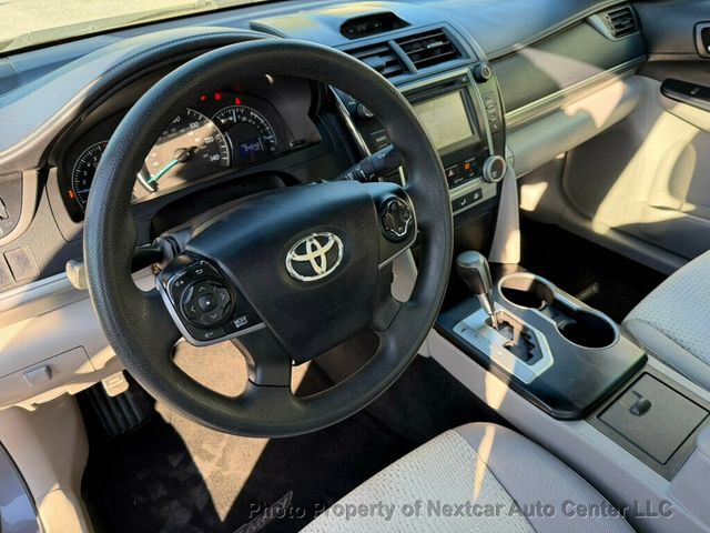 2014 Toyota Camry LE - 22995075 - 11
