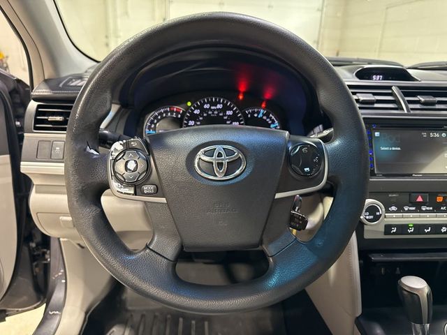 2014 Toyota Camry LE - 23012195 - 9