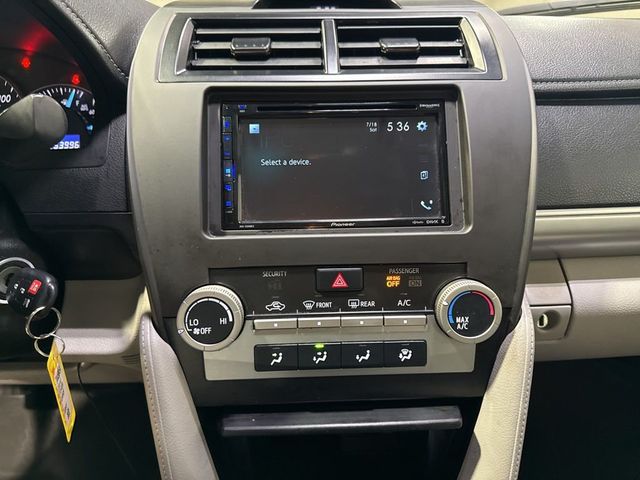 2014 Toyota Camry LE - 23012195 - 14