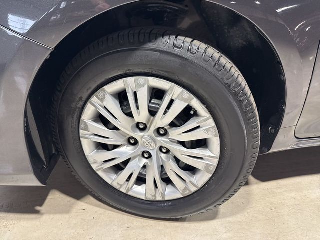 2014 Toyota Camry LE - 23012195 - 1