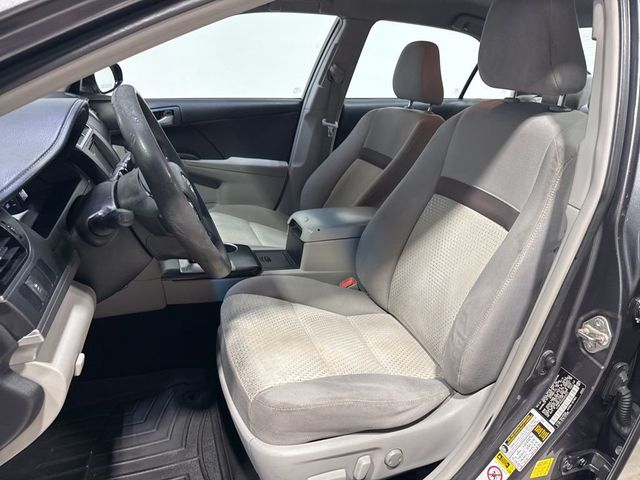 2014 Toyota Camry LE - 23012195 - 20