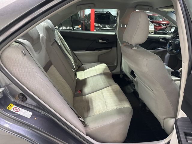 2014 Toyota Camry LE - 23012195 - 30