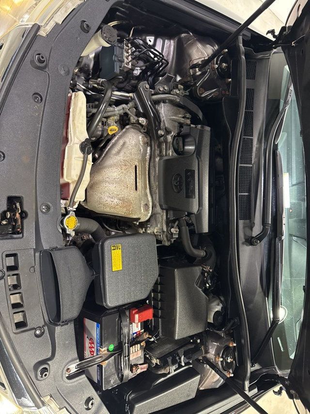 2014 Toyota Camry LE - 23012195 - 38