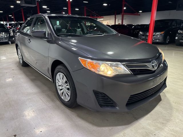 2014 Toyota Camry LE - 23012195 - 7