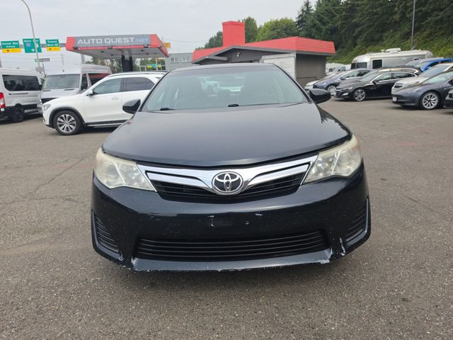 2014 Toyota Camry LE - 23067361 - 18