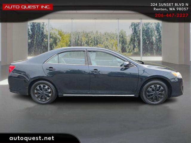 2014 Toyota Camry LE - 23067361 - 3