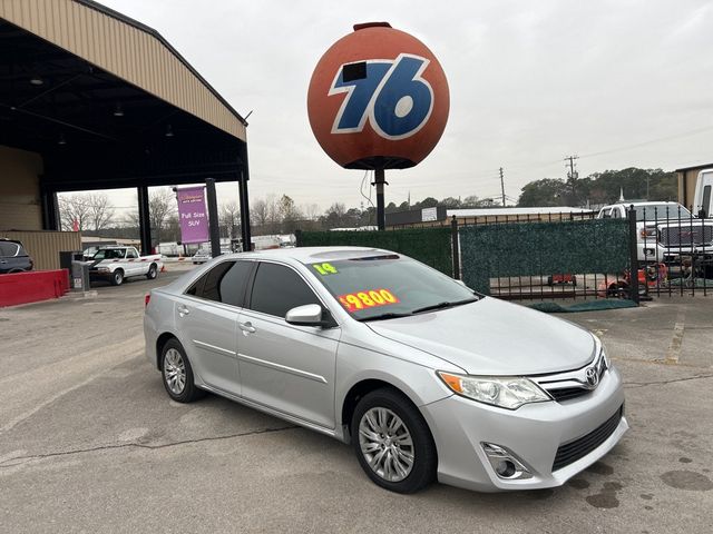 2014 Toyota Camry LE - 22955460 - 0