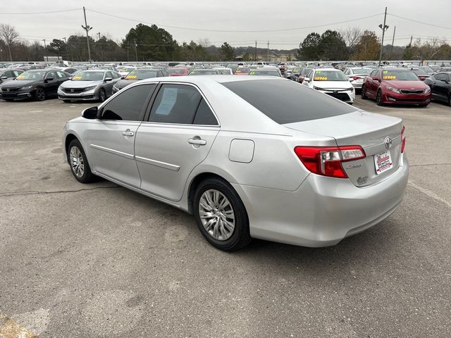 2014 Toyota Camry LE - 22955460 - 5