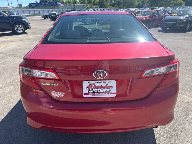 2014 Toyota Camry LE - 23027839 - 4