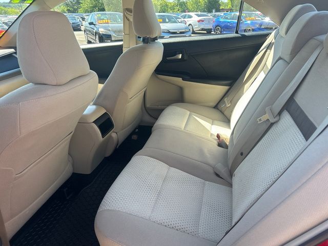 2014 Toyota Camry LE - 23027839 - 6