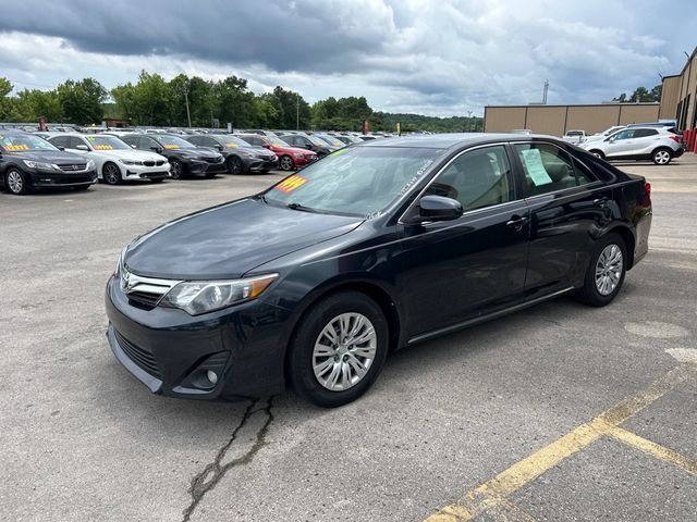 2014 Toyota Camry LE - 23032429 - 2