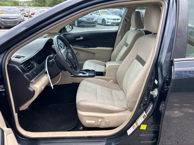2014 Toyota Camry LE - 23032429 - 7