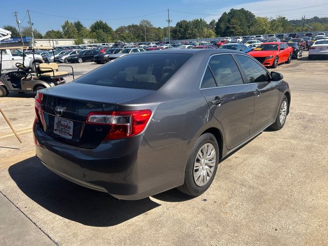 2014 Toyota Camry LE - 23093149 - 3