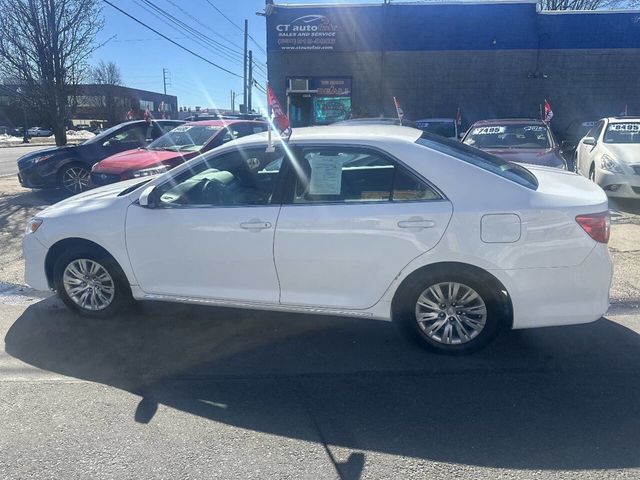 2014 Toyota Camry LE 4dr Sedan - 22996146 - 5