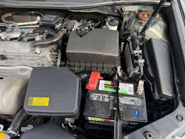 2014 Toyota Camry LE 4dr Sedan - 22997925 - 30