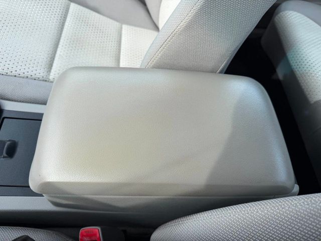 2014 Toyota Camry LE 4dr Sedan - 22997925 - 48