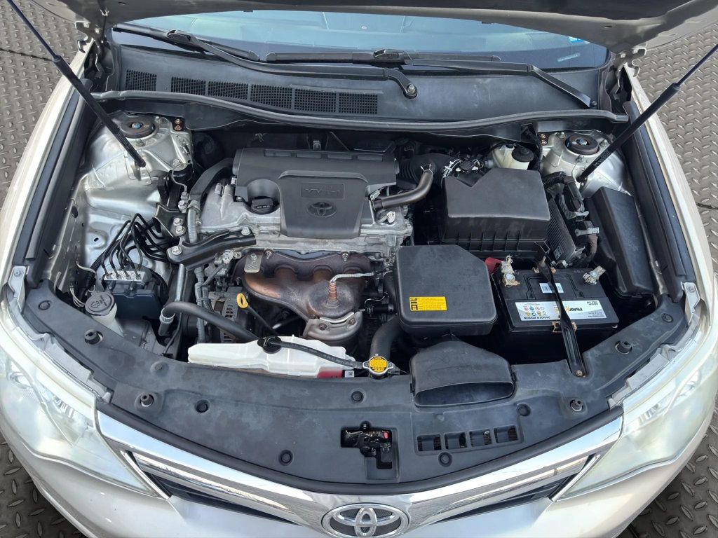 2014 Toyota Camry LE Sedan 4D - 22984829 - 23