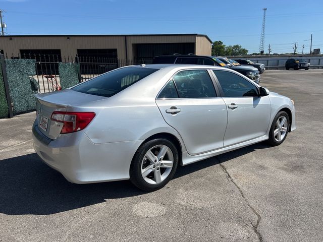 2014 Toyota Camry SE - 23036036 - 3