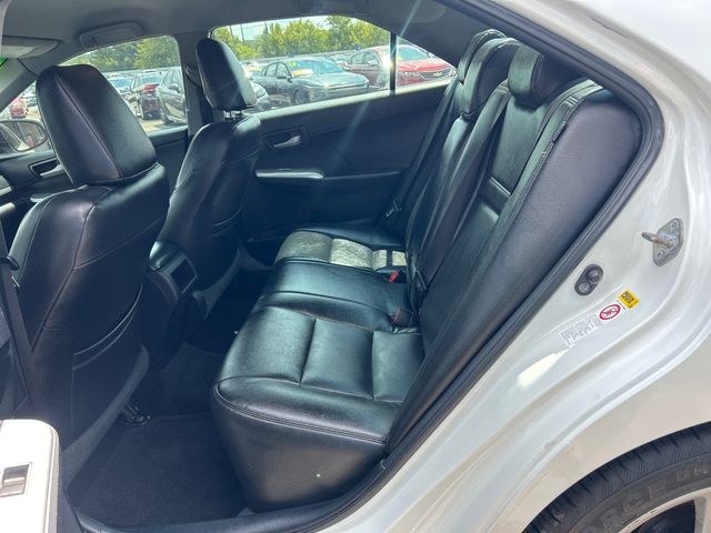 2014 Toyota Camry SE - 23075352 - 6