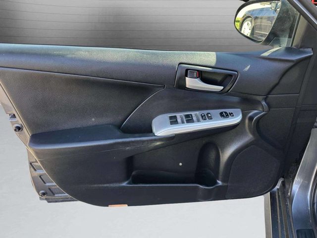 2014 Toyota Camry SE 4dr Sedan - 22938446 - 12