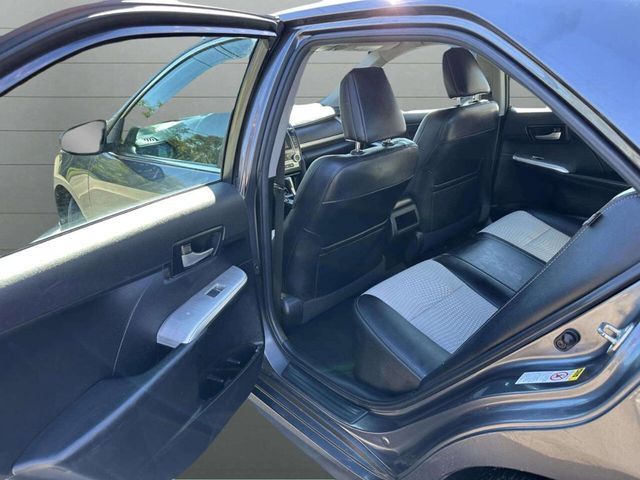 2014 Toyota Camry SE 4dr Sedan - 22938446 - 16