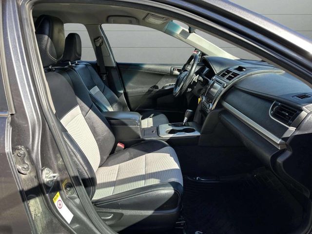 2014 Toyota Camry SE 4dr Sedan - 22938446 - 21