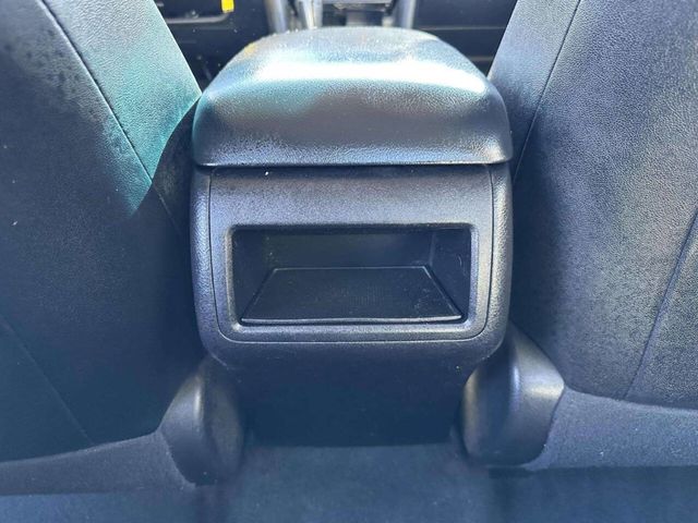 2014 Toyota Camry SE 4dr Sedan - 22938446 - 36