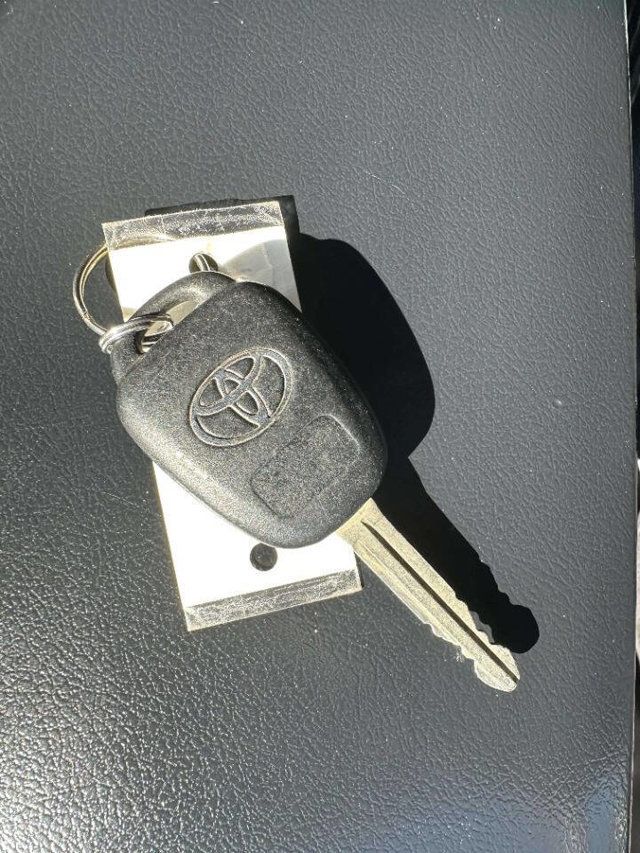 2014 Toyota Camry SE 4dr Sedan - 22938446 - 38