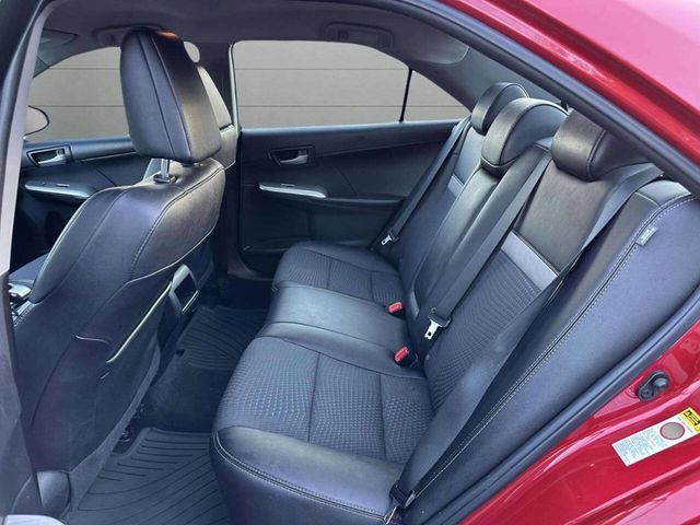 2014 Toyota Camry SE 4dr Sedan - 22941950 - 17
