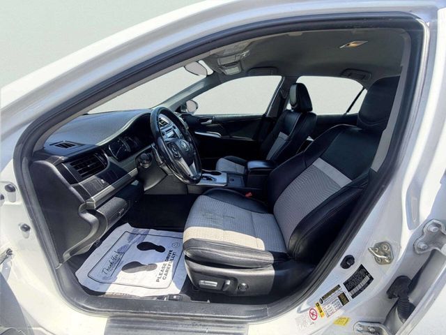 2014 Toyota Camry SE 4dr Sedan - 23050434 - 15