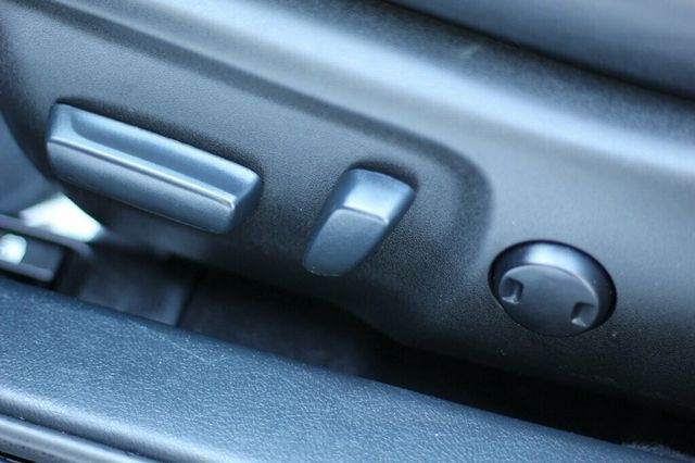 2014 Toyota Camry SE SEDAN  - 22996178 - 25