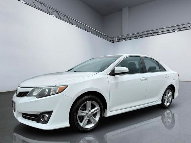 2014 Toyota Camry SE Sport - 23050394 - 10