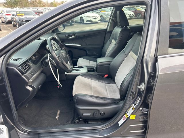 2014 Toyota Camry SE V6 - 22987294 - 8