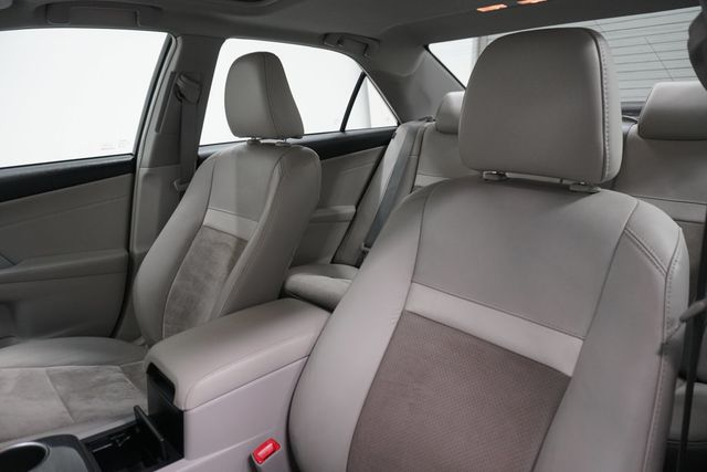 2014 Toyota Camry Hybrid  - 22977936 - 10