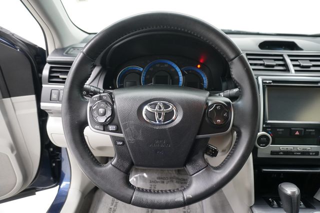 2014 Toyota Camry Hybrid  - 22977936 - 15
